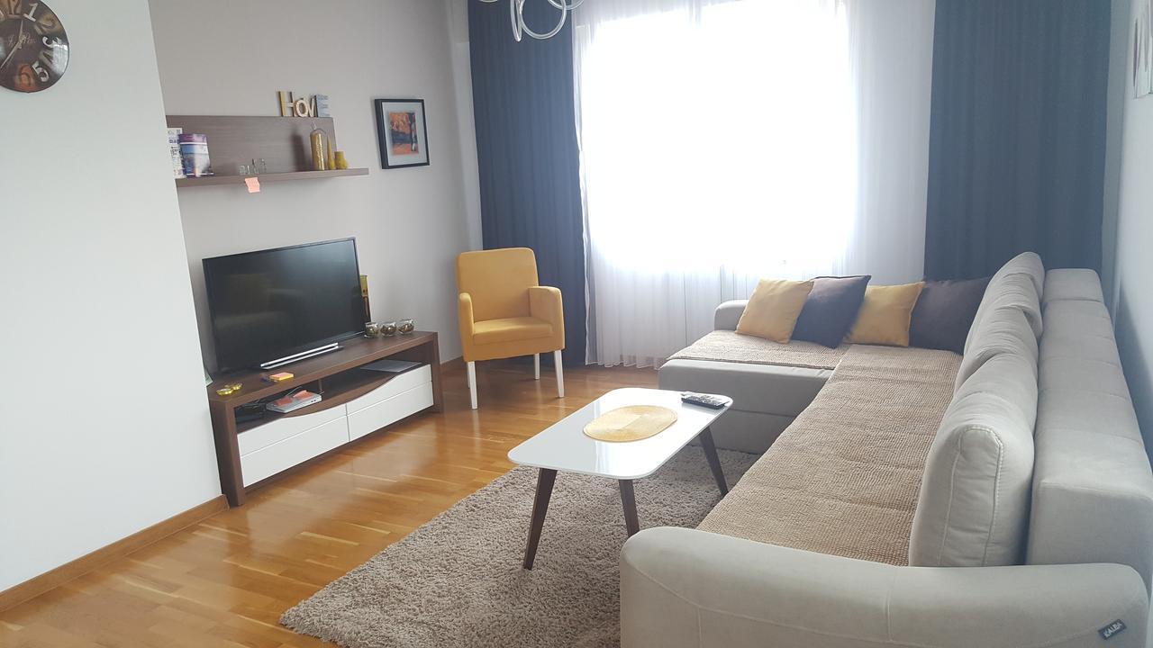 Prestige Apartment Tuzla Bagian luar foto